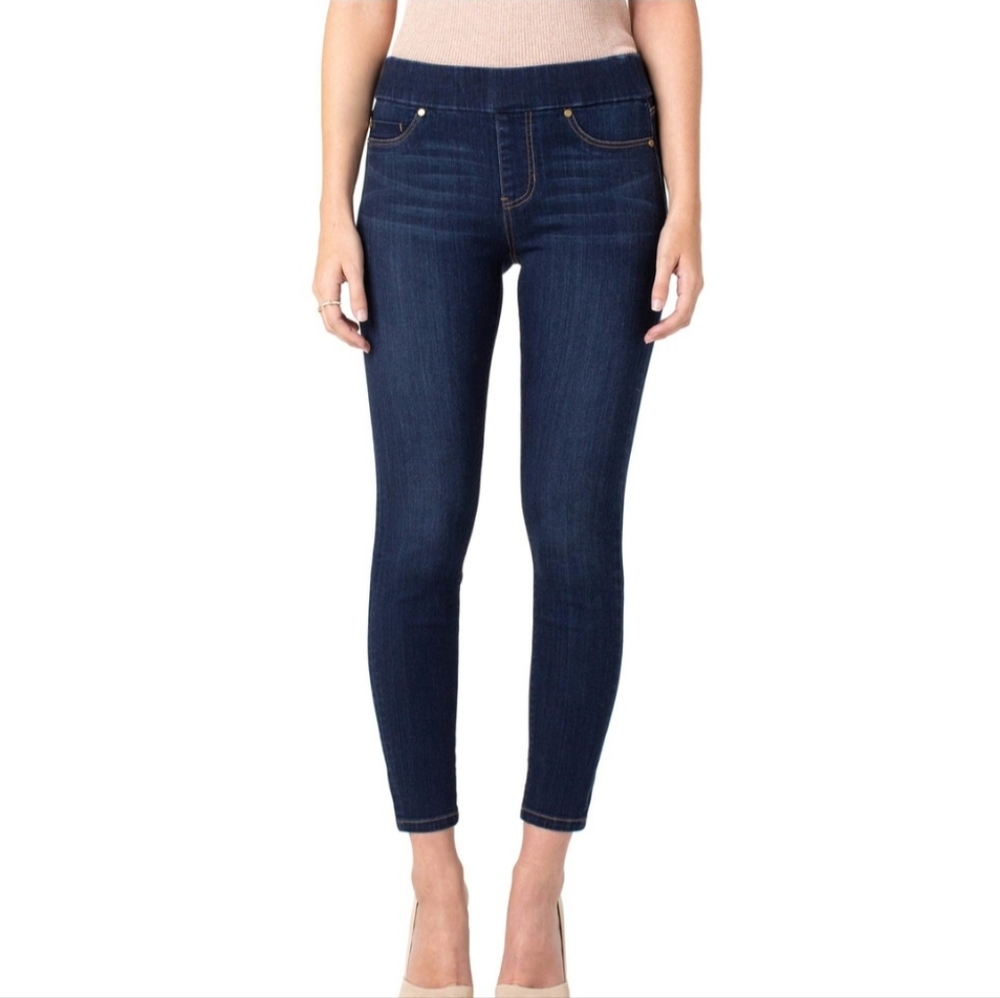 NWT! Liverpool Pull On Jeans
